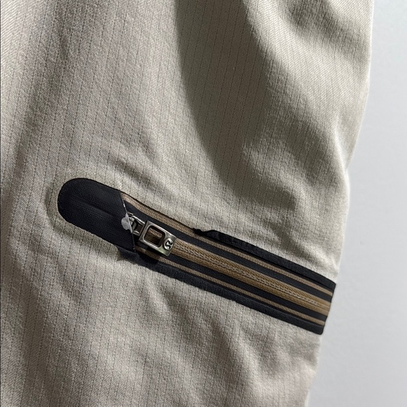 Lululemon Cadence Commute Tan Cargo Shorts 34 - Picture 8 of 8